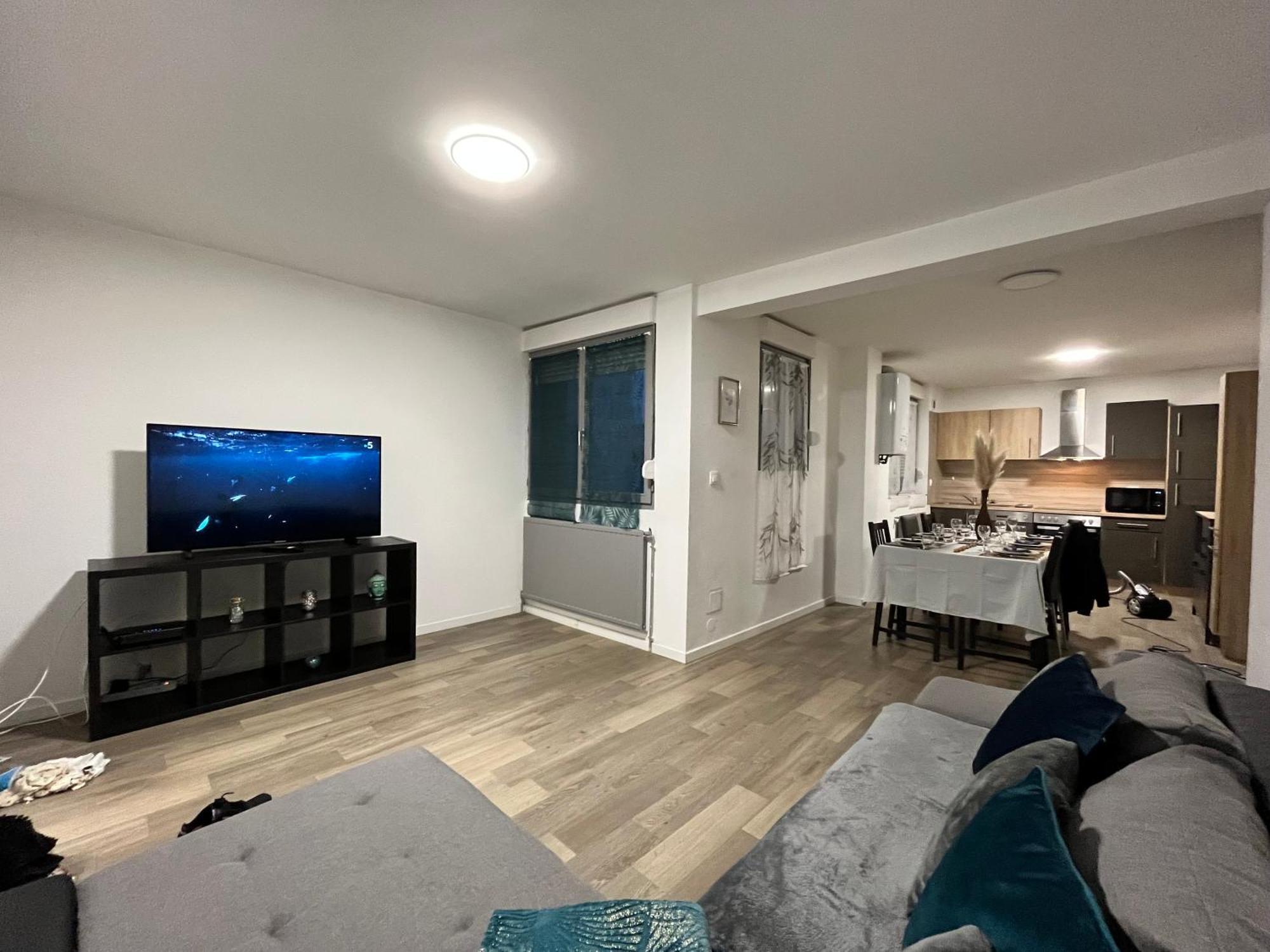 Home Family Duplex Talange Eksteriør bilde