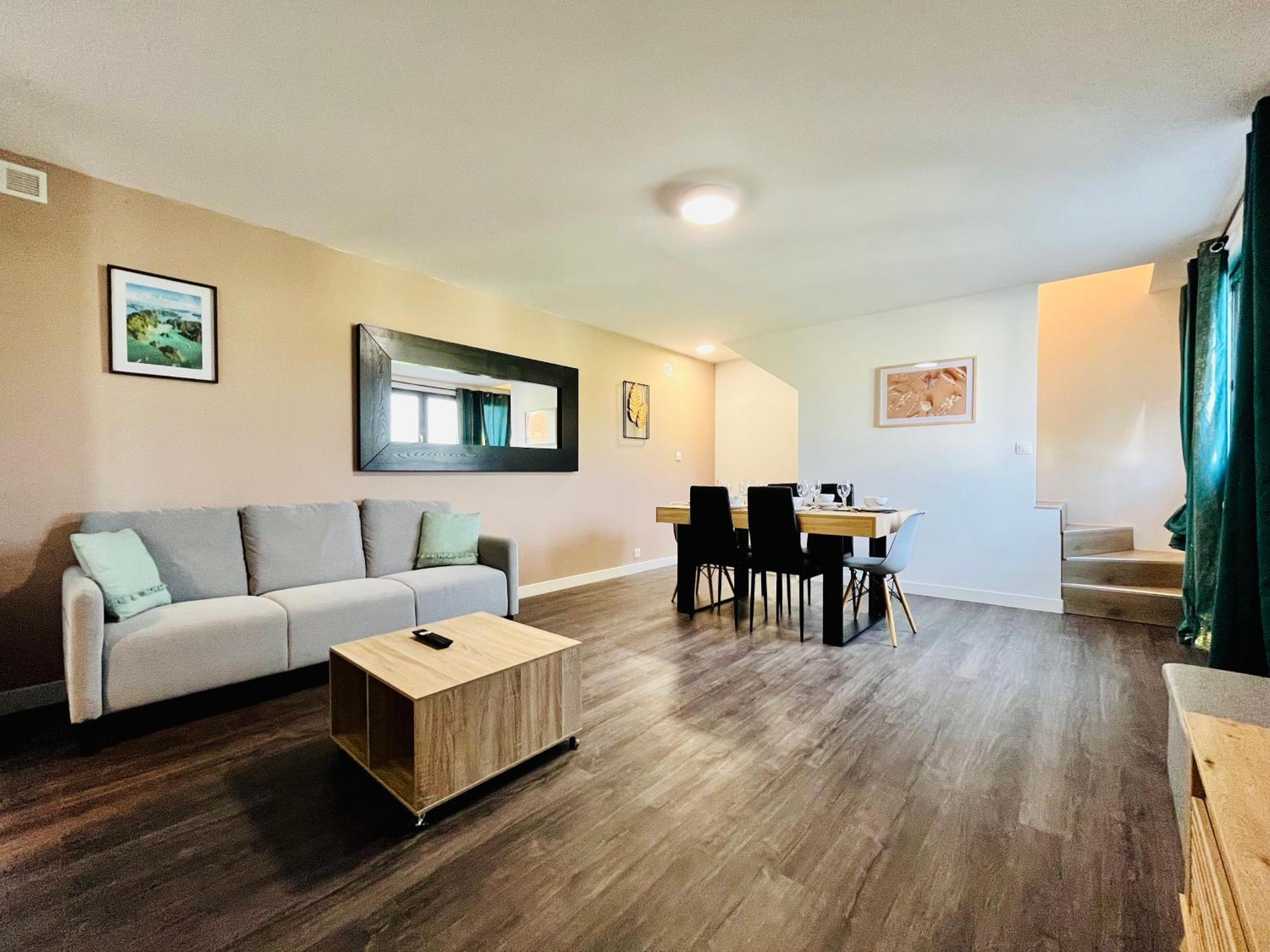 Home Family Duplex Talange Eksteriør bilde