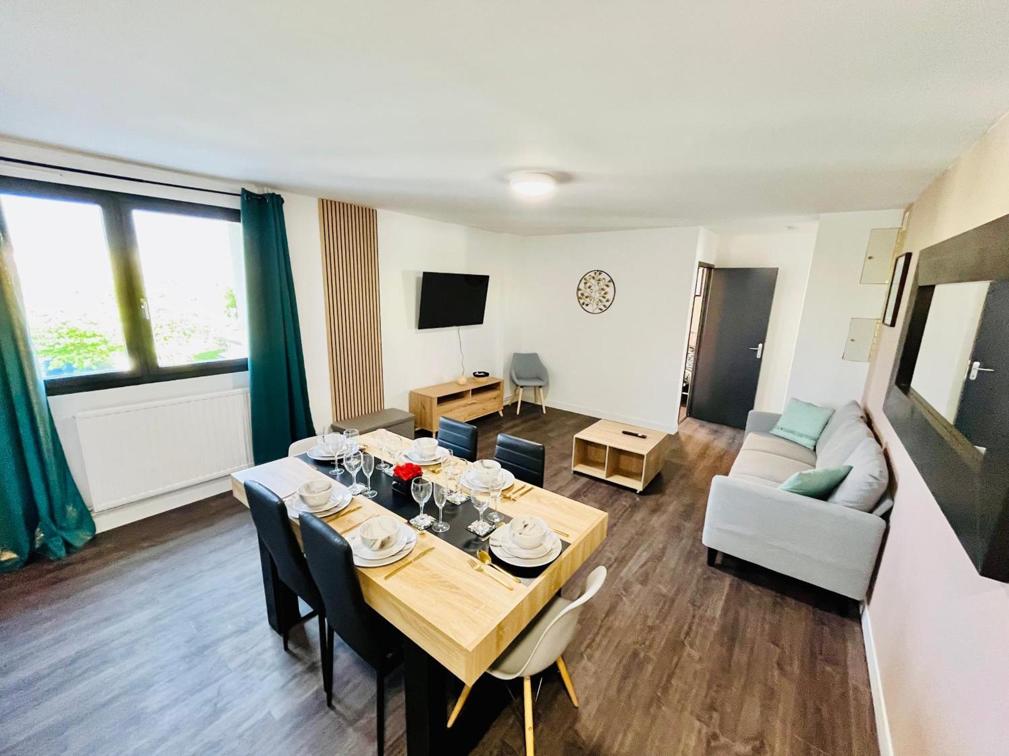 Home Family Duplex Talange Eksteriør bilde